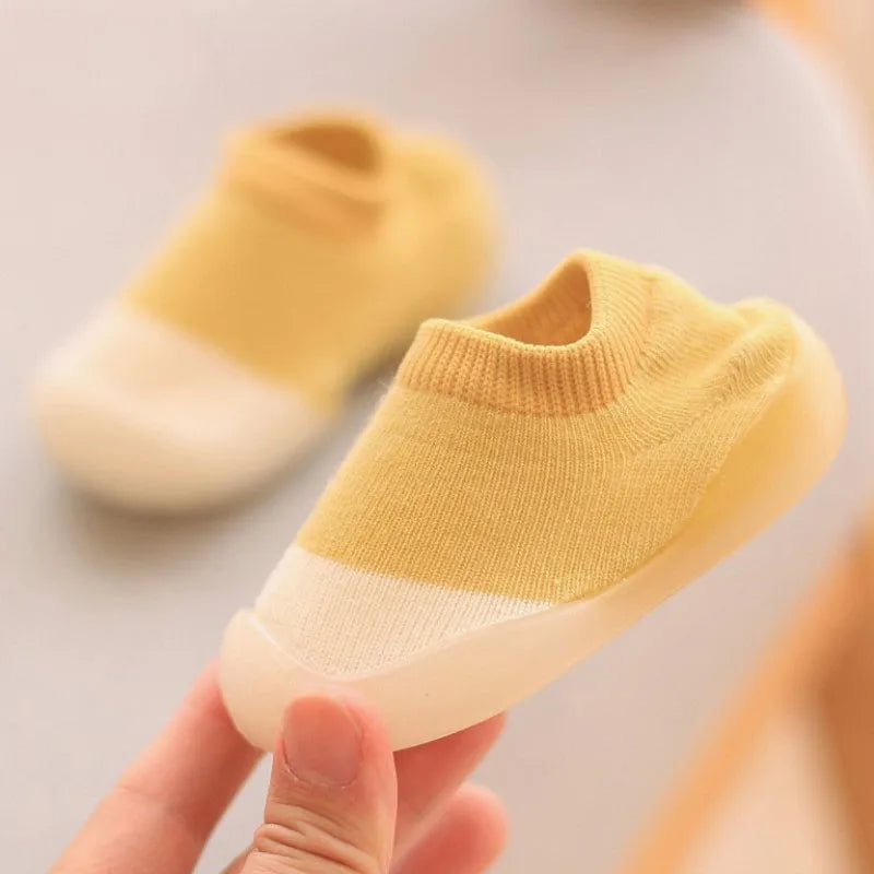 SnuggleSteps™ Baby Shoes